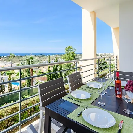 Apartmán Homes Ocean View With Lovely Terrace, 2 Swimming Pools & Tennis Court