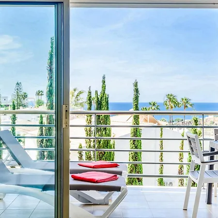 Homes Ocean View With Lovely Terrace, 2 Swimming Pools & Tennis Court Daire