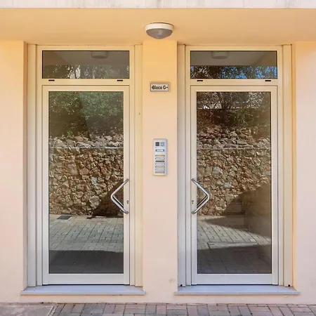 Homes Ocean View With Lovely Terrace, 2 Swimming Pools & Tennis Court アルブフェイラ
